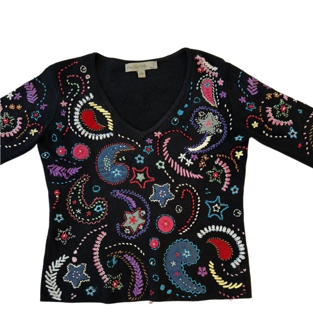 One Girl Who Black Knit Embroidered Sweater. Small